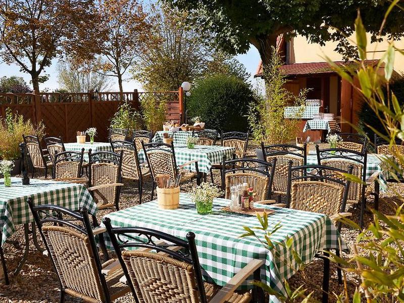 152EA7DE9F33184E8CF5B3A291C24563