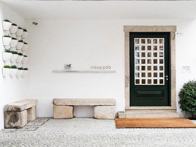 CB007762137104E3B6D7A9EC84A8160C