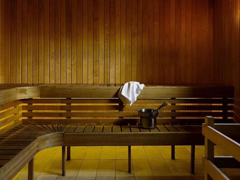 426DAE9DA4E1E48EC275DA9595E4B83C