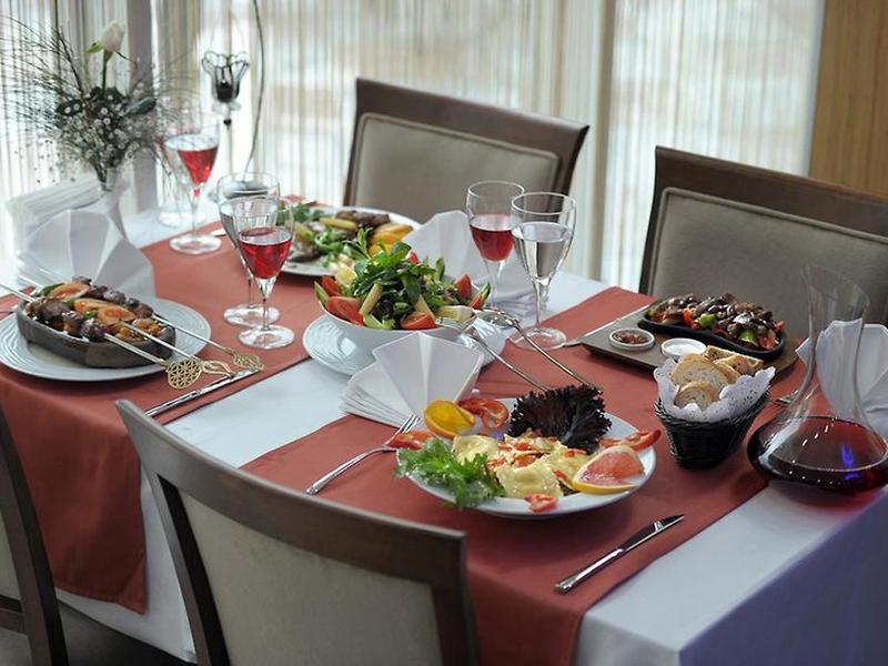 805546D88DF75D5CC193B41CEE3EB667