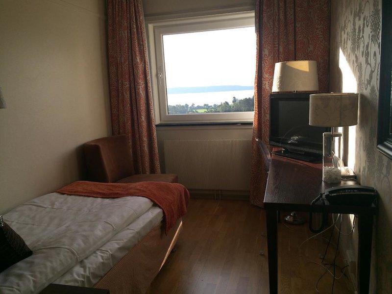 9BD4F3E13ACF9160584CD19F61FA0788