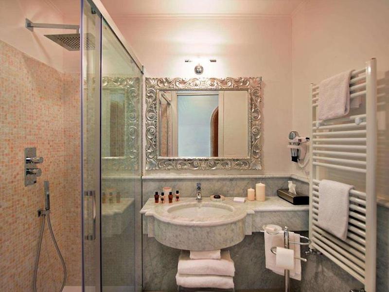 517BE20BC98246549744B5F4F96AC235