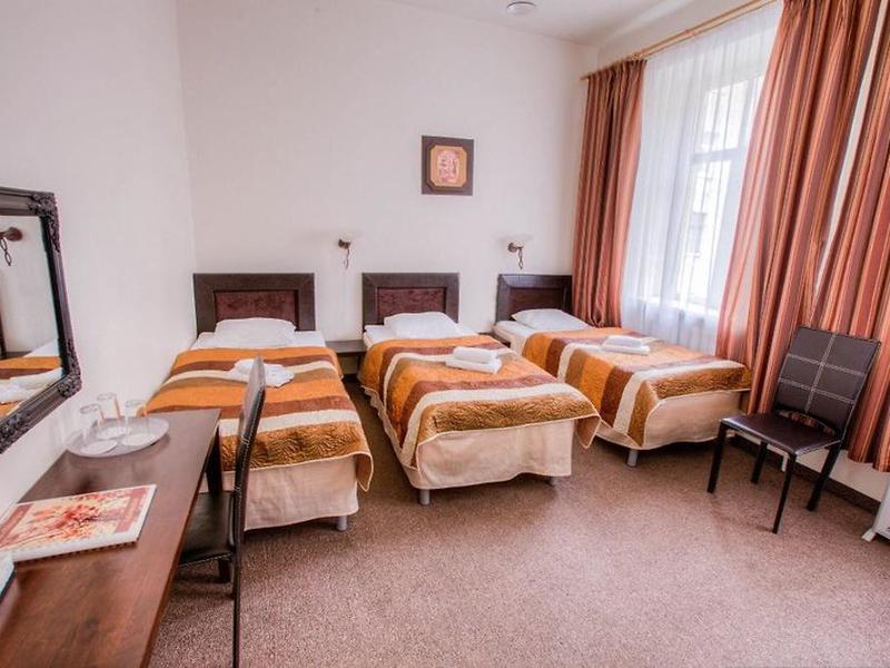 B6C834E15C0467B2D44120B566106531