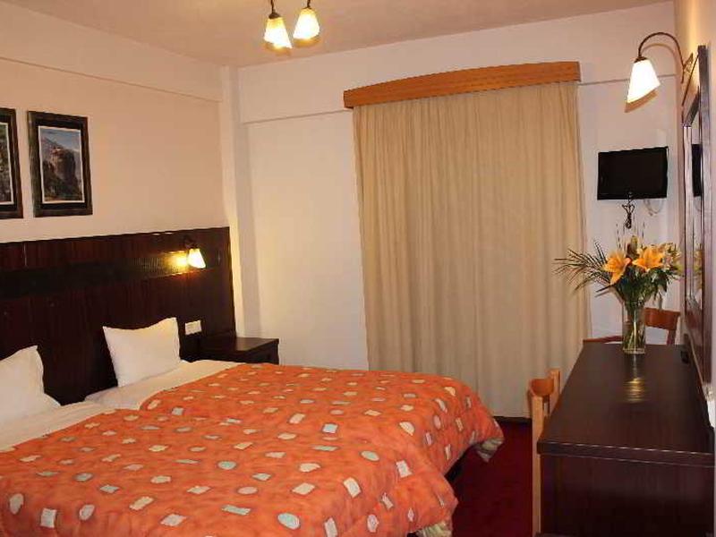 EA054C093F5C334D6329B2F8260B9A4B