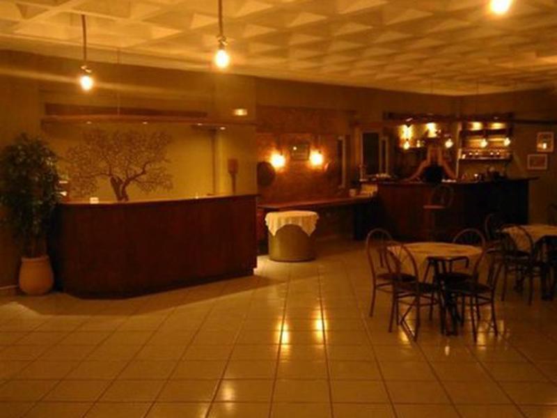 CE84526F3C57E014FF3EF7B74F25FF98