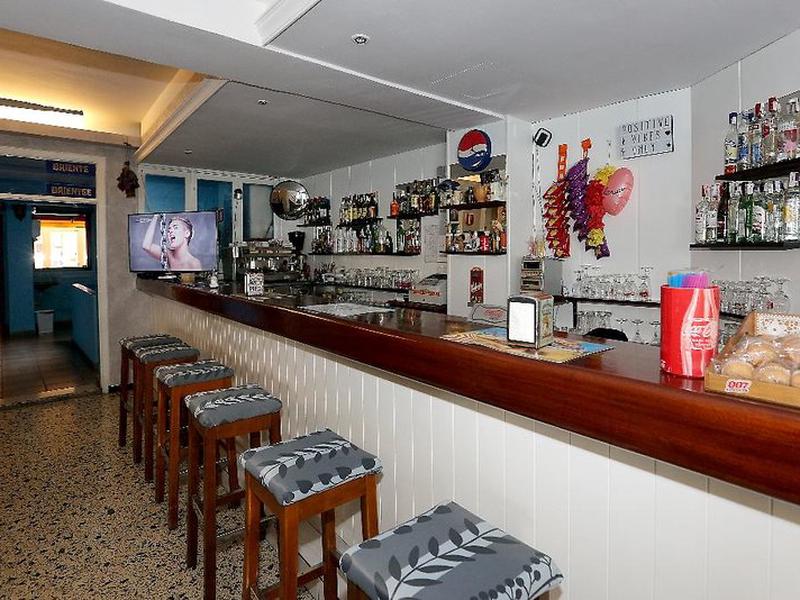 0B25D9AF6562DB822ADF9A9326B2851F