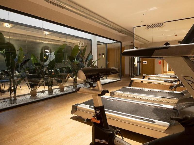 A8145AAE33DB2ACB972F8349270722DB