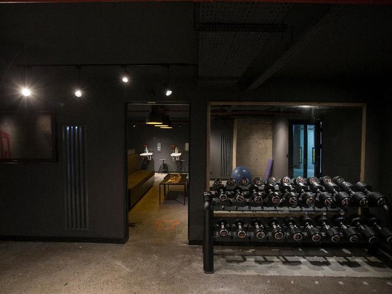 95B4807E80E763BCDAE03CF214F67C16