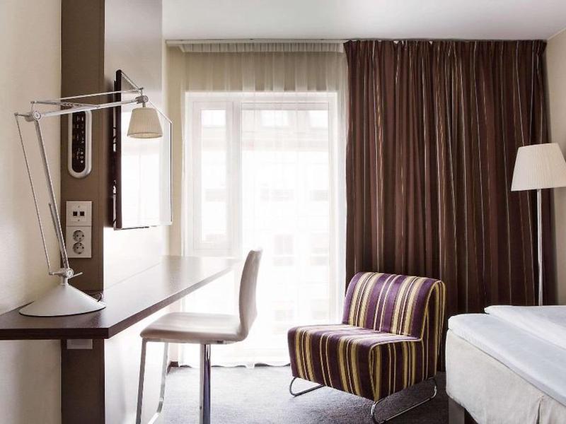 FC1B04A85F9FB66BB7BCE280234AE108