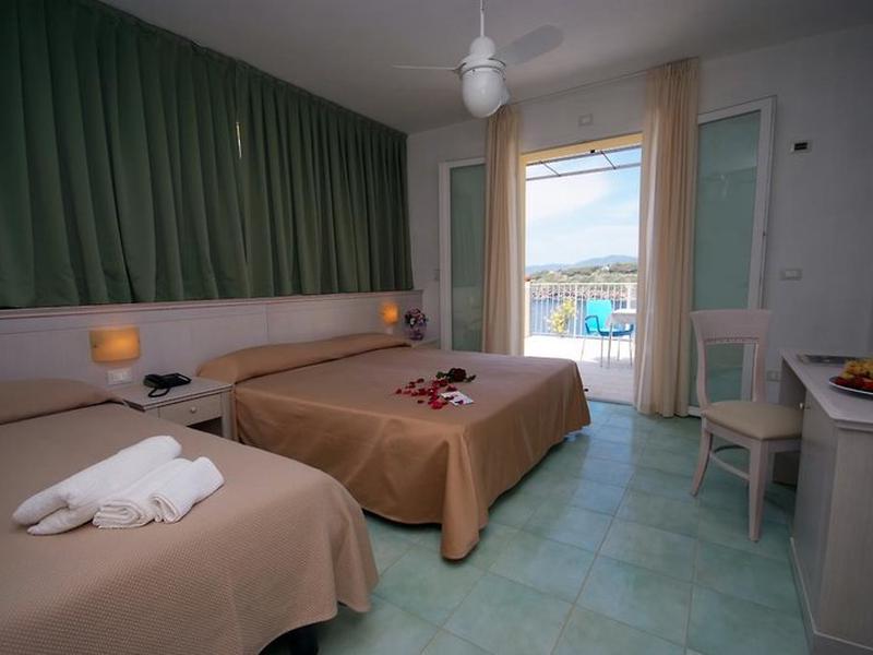 AFE5F32C99A64EF867E82DA6B1B0E1D0