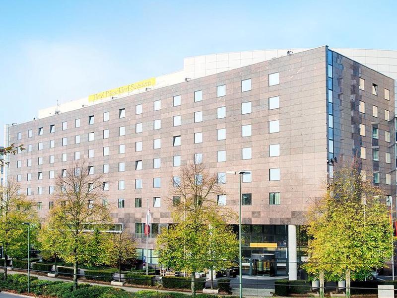 C0DFF17613EBAD456D5DA2F02997D55E