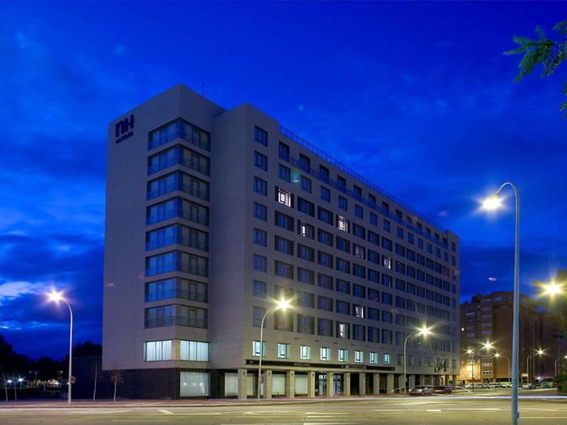 45CF32F540457E6CCE9118AA9AB3B1A3