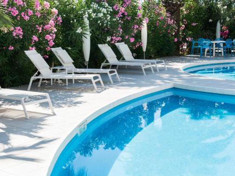 CAB6EF3587B7091A81ABCFFF041B213B