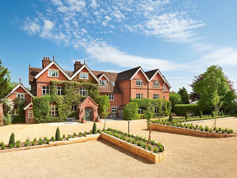 63EF50BC826F4DB3912FD05936114CBA