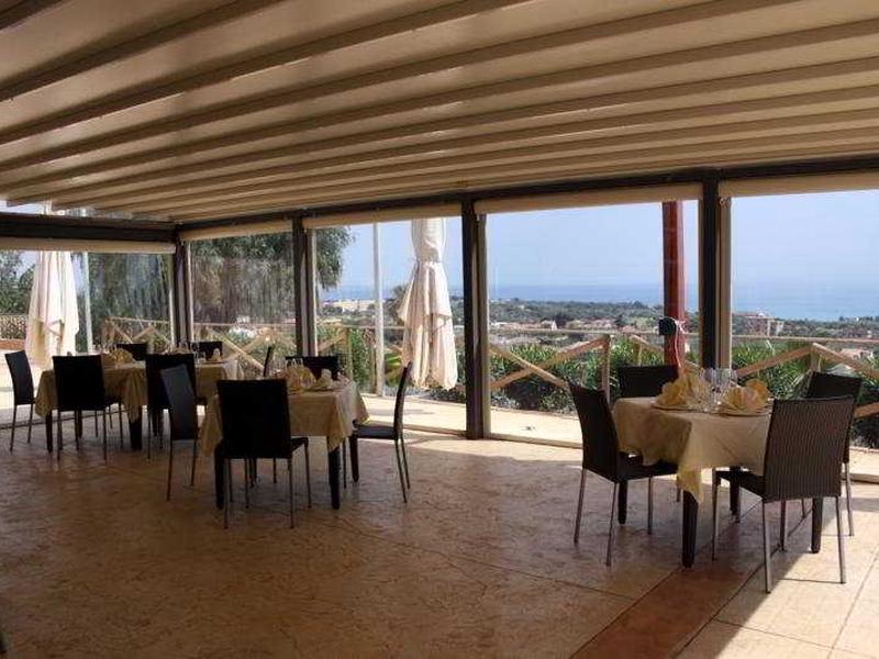 341357D28C9C1210717CA6F6A138B228