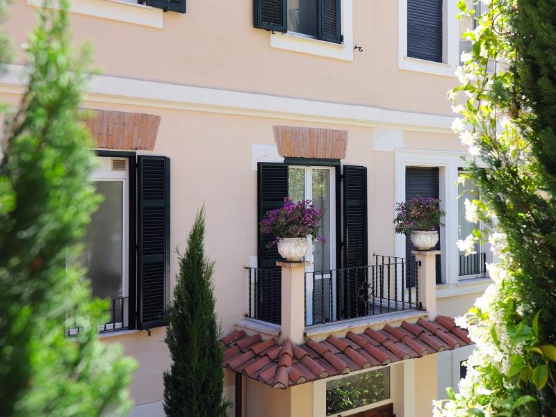 F331BAF327885BC503F1E2F14641CD7E