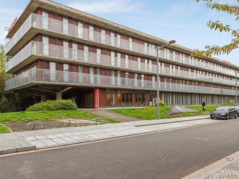 9DE1549522C11A2B94D026E40750419C