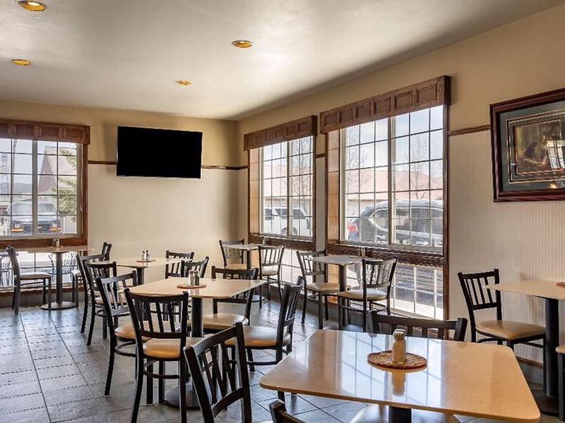 974B32DE4B755F75D1B59E7F346AF23E