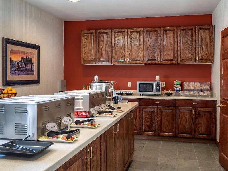 DB8A1173C5720B4205EA8BB6A60BFD10