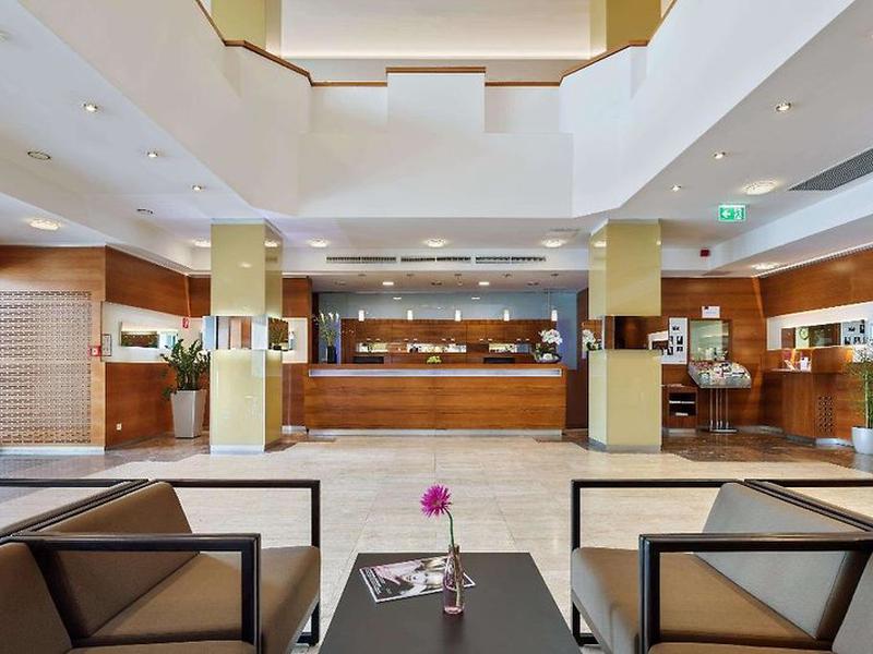 8344DB30F2EC731756A7B7262ED81DC8