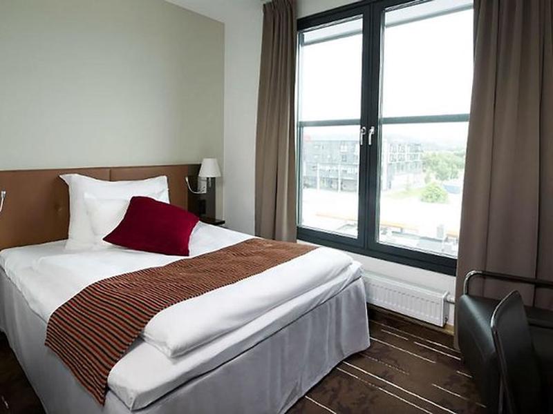 65FFCECCA0E25ED959F0869D15132227