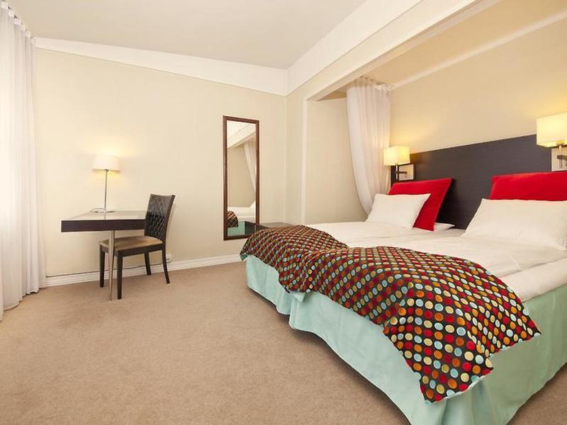 661AE826942574C3091BC7E6E02C1070