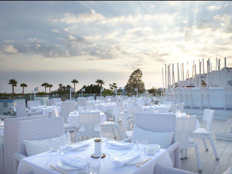 EAE90E48B7E2241536E83D7E28763071