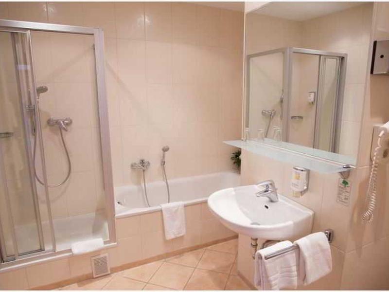 DE2C8910E3B167E29BBA63CD31731D19