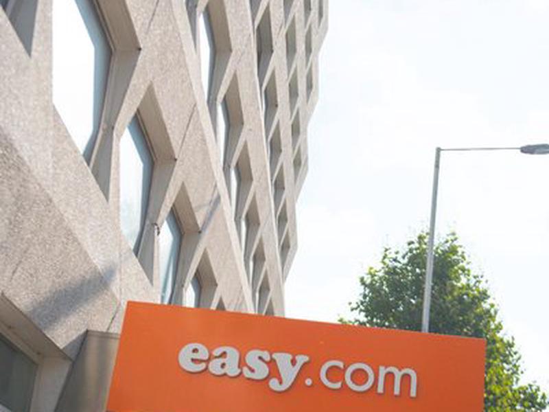 9949B750157862F3D7073275CFA717F6