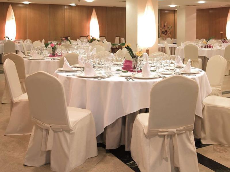 AD253FCECCC7710645E7D80326E88B6E