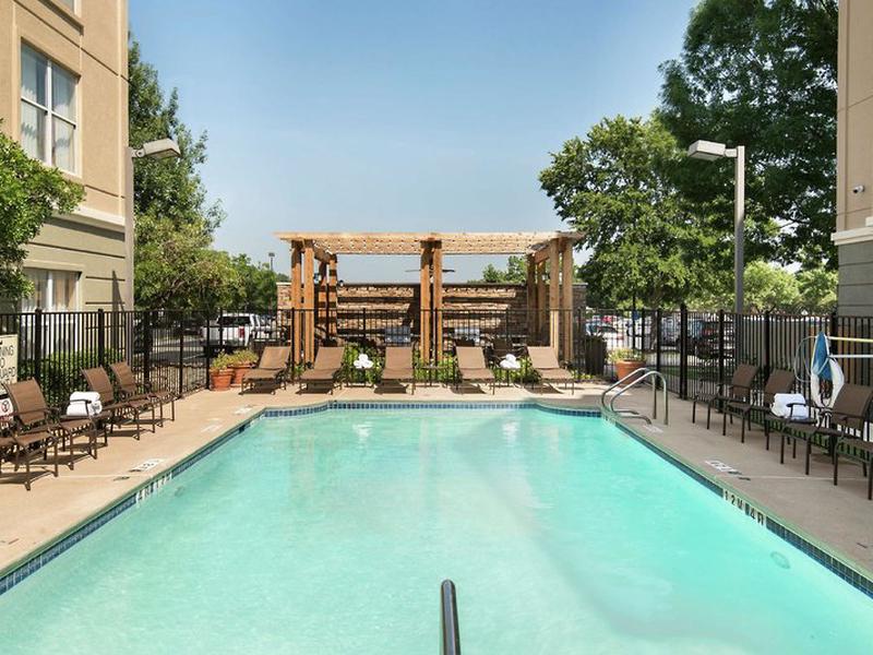 4361888DD4B27F5F2281799FEC3E0927