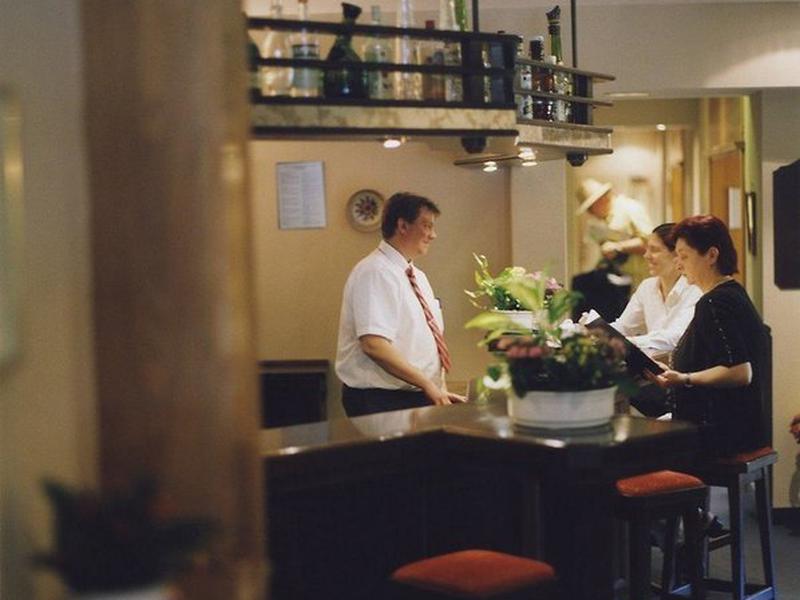 85B076806A0BE320B8A95856D71F169C