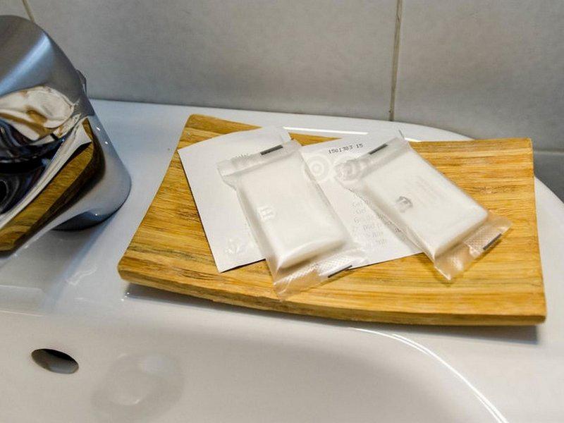 BFB8151375A8E16725C87B56172B19FE