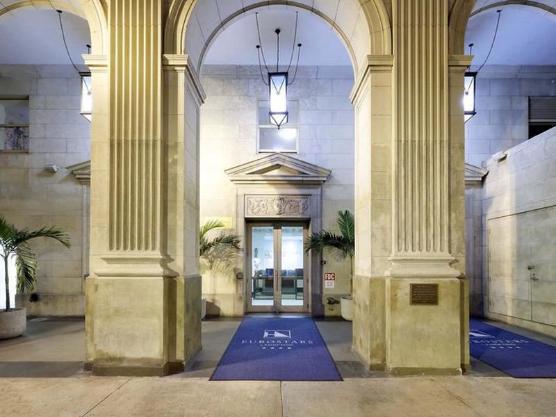 A82AE10EBD573ED6FFC4D719354ACD16