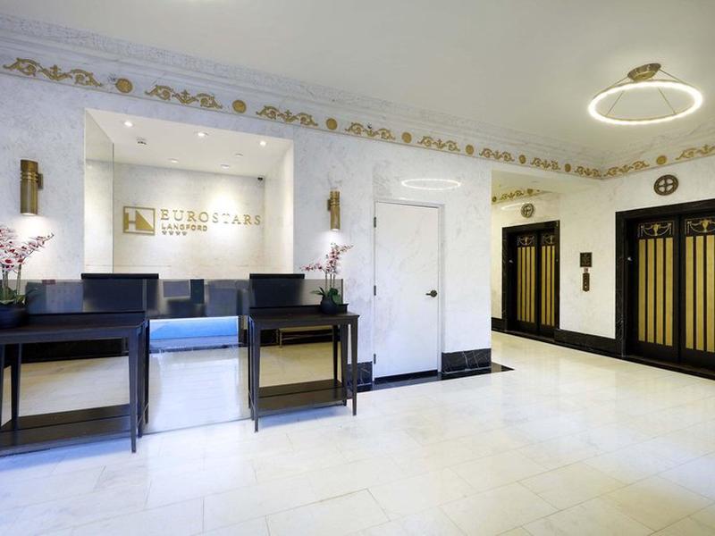 BD029807870EF90D83418B399EB389AB