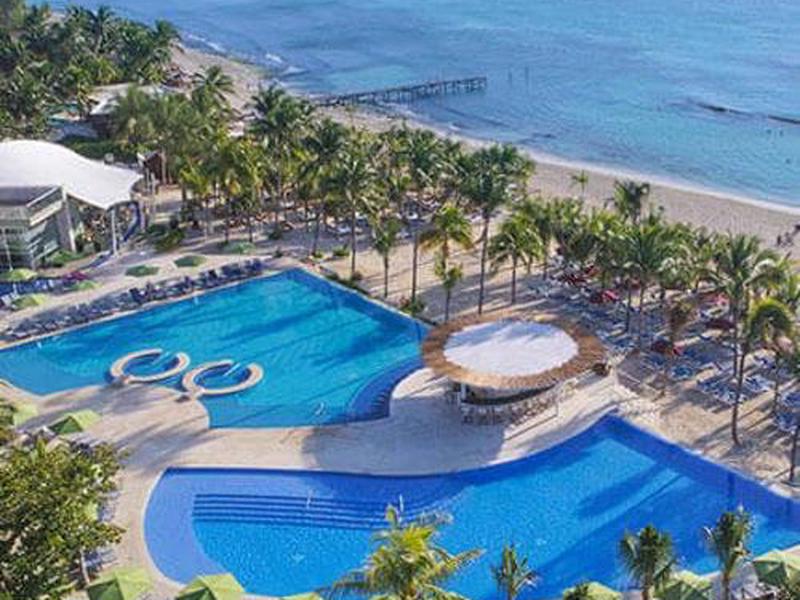 BD0AF0E28BA5ED3A9CA2508E22762237