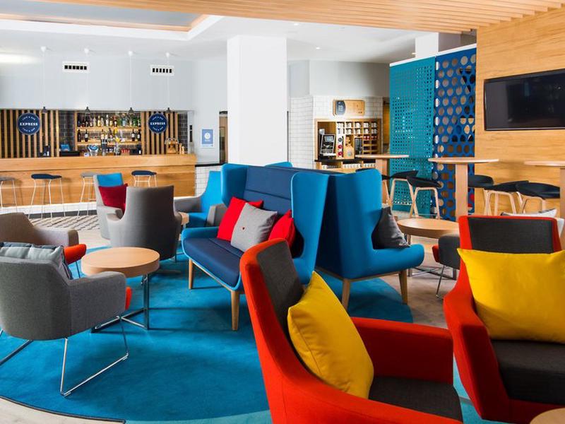 A7C6DE28492111072B0B69953968EE8F