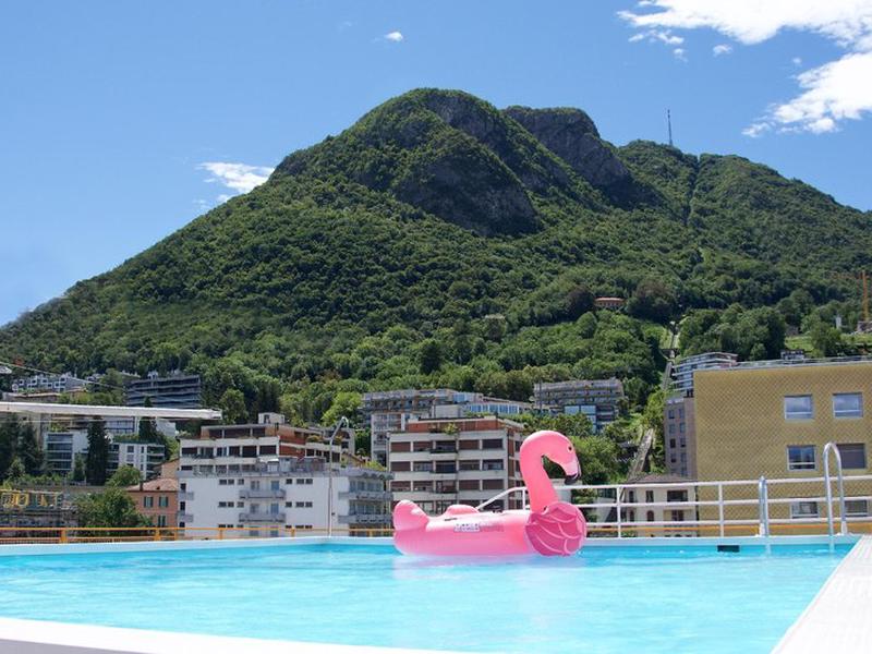 CBEE09B45DF2EC28079762C449EA347E