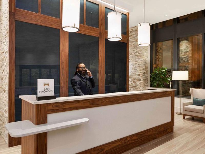 99147DEAFEC7062A2098B2A4BD7900E4