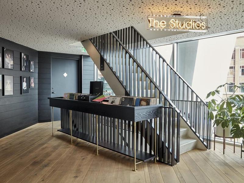 25CB1560FF46DFFCA0F9AA2A9CDE61BC