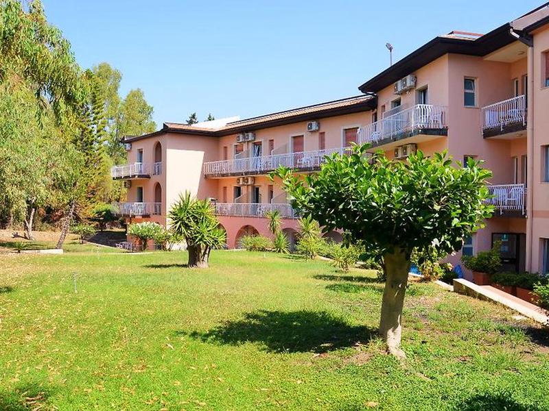 BC779F3BC2ED14513DC51A952458098D