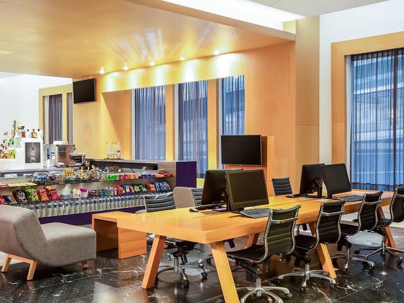 FB4463F53C6C2835A8714759BF4FBA89