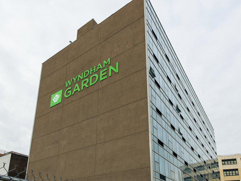 0AC17E5B8C97206A353E443F0D7AF3F3