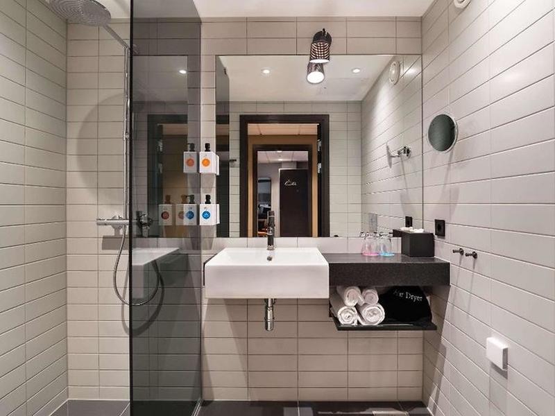 33E7C80F37C8EF7E27ABA3265A7C2D32