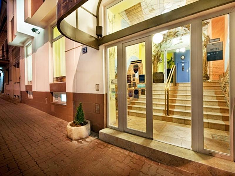 64268F619BF464B0803015A0731B9844