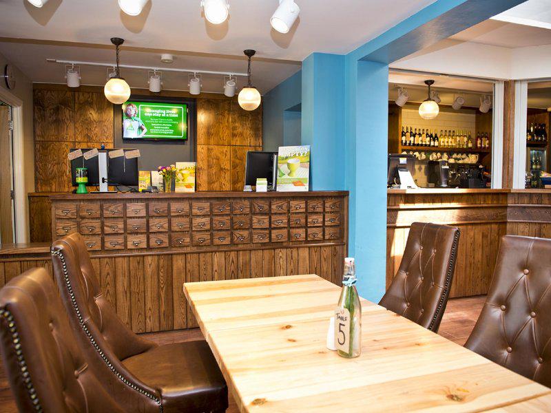 9592A4FF1AEAA1B72E5DFA0D41BB45D8