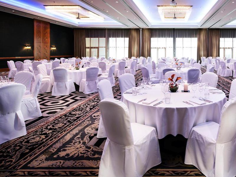 379515F685AF596E0E9DAA4C6FCE7372