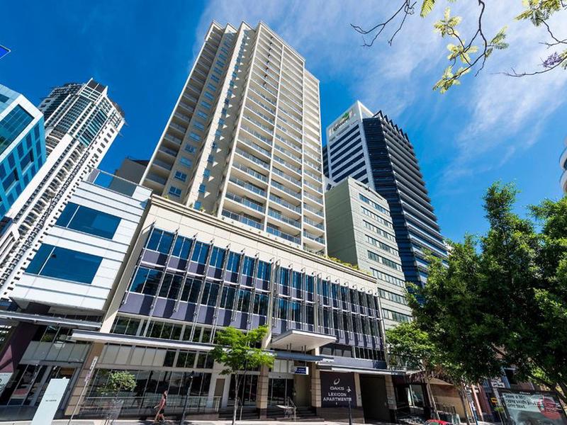 0029611C5BFBFF36CD80D15FA818D3CA