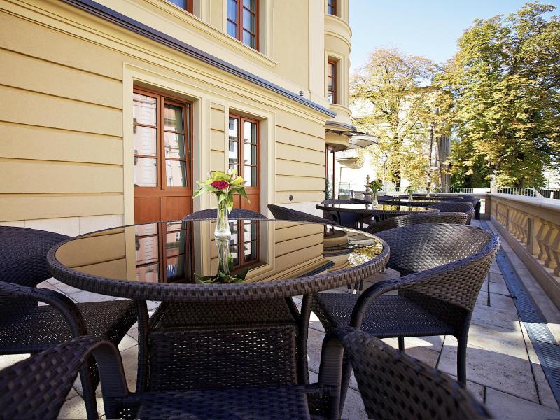 52518328EC64DDF39B97C1EFC54DD24D