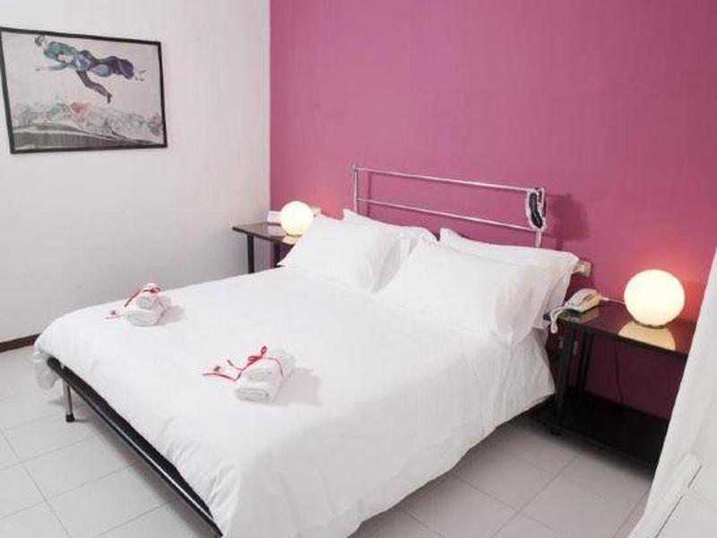 2E2EEACDE2A8B38C0D2D6D823D601424